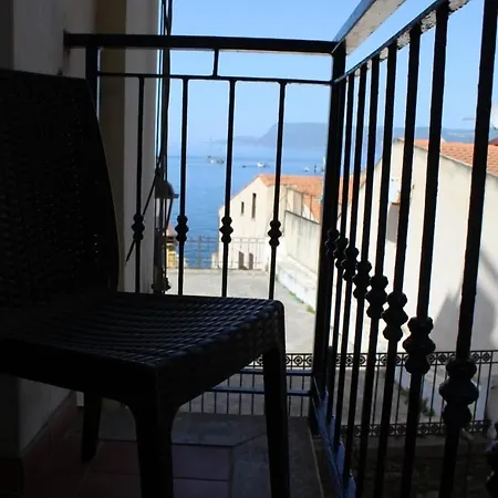 Seaside Nocleg ze śniadaniem Scilla