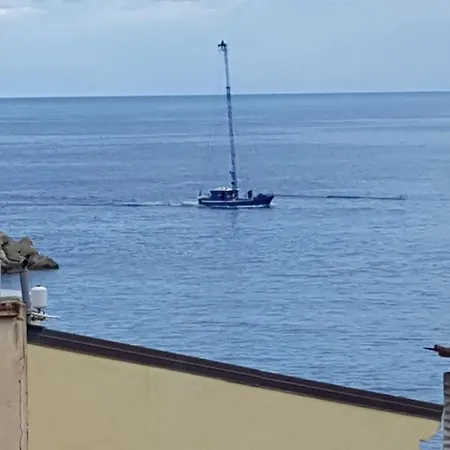 Seaside 3*