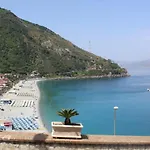 Seaside 3*
