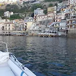 Seaside 3* Scilla