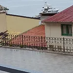 Seaside 3*
