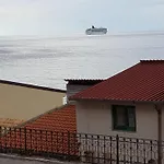 Seaside 3*