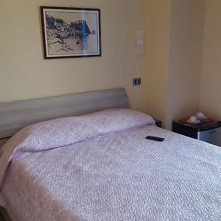 Seaside Bed & Breakfast Scilla