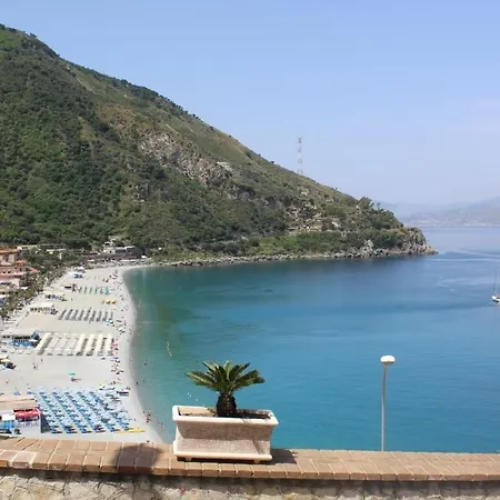 Seaside 3*