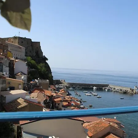 Seaside 3*