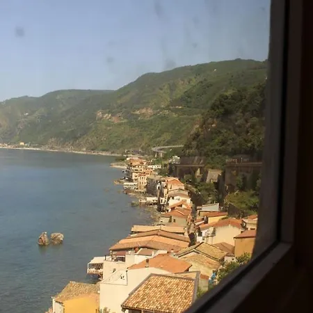 Seaside 3* Scilla