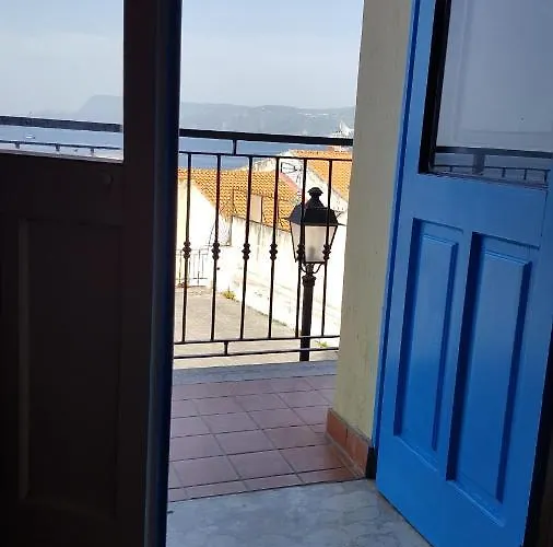 Seaside לינה וארוחת בוקר 3*