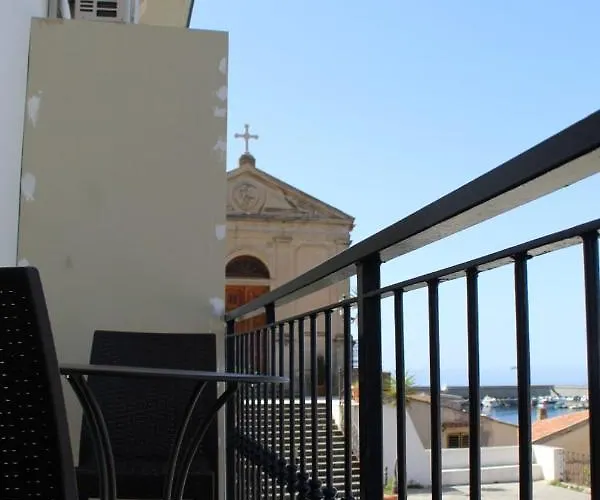 Seaside לינה וארוחת בוקר