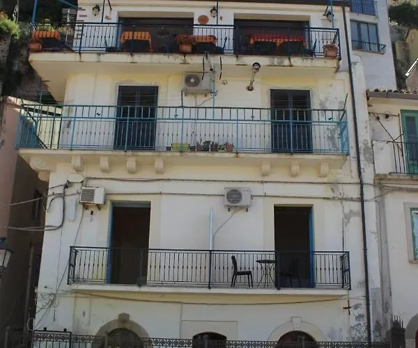 Bed & Breakfast Seaside 3*