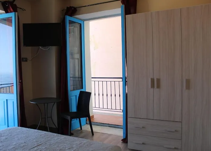 Bed & Breakfast Seaside 3*